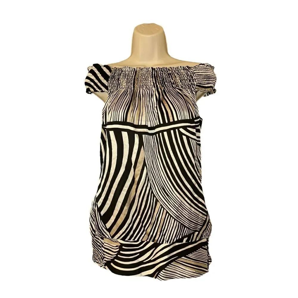WHBM S Silk Blend Off Shoulder Geometric Animal Zebra Print Blouse Maximalism